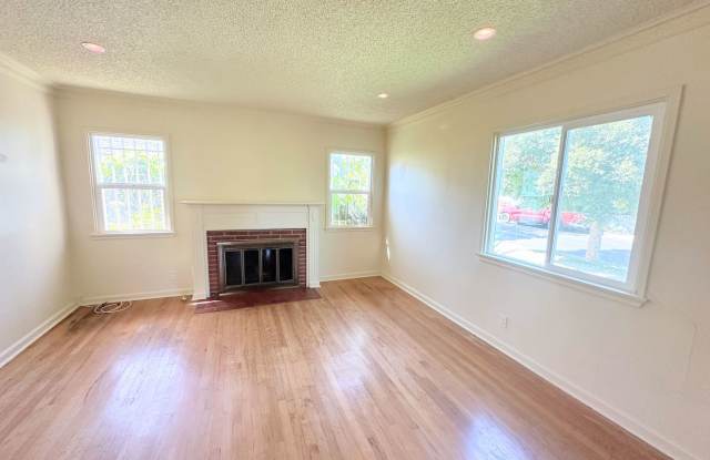 Peaceful Living in Mar Vista Home w/ Spacious Backyard! photos photos Peaceful Living in Mar Vista Home w/ Spacious Backyard! photos photos