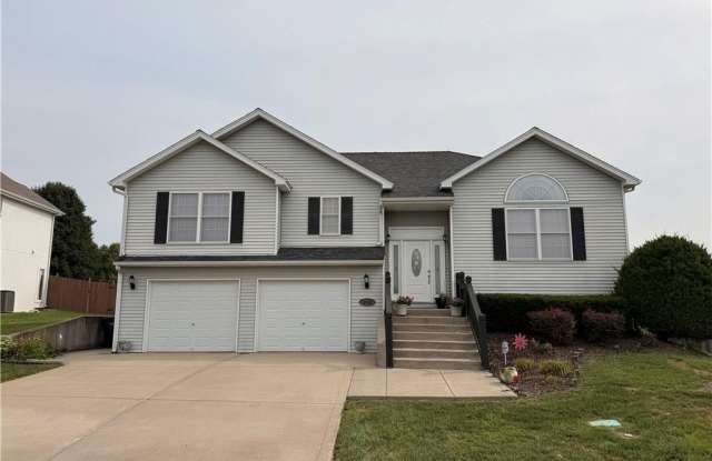 2150 Shenandoah Drive - 2150 Shenandoah Drive, Leavenworth, KS 66048