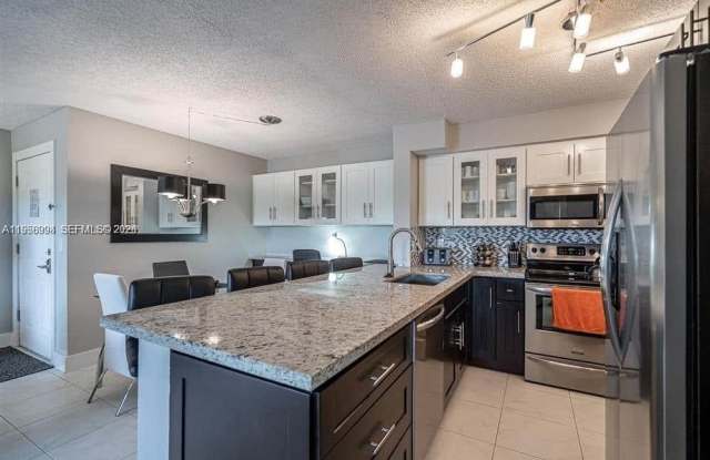 1245 SW 46th Ave photos photos