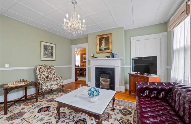 216 Spring Street - 216 Spring Street, Newport, RI 02840
