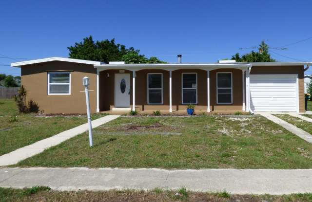 Convenient Location - 22416 Catherine Avenue, Port Charlotte, FL 33952
