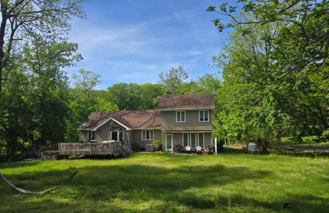 110 Lime Kiln Gallery 4