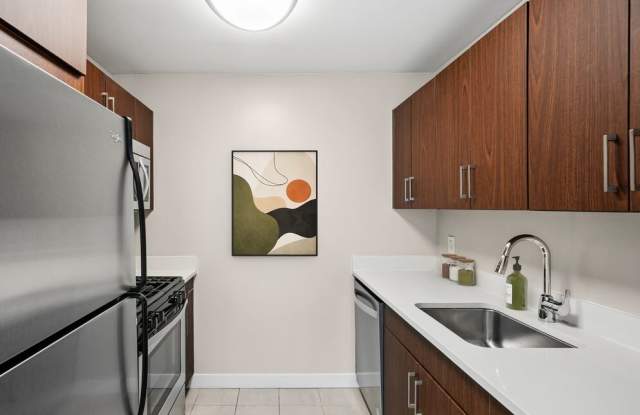 Avalon West Chelsea Gallery 2