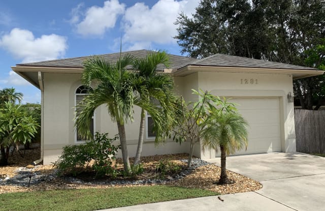 1291 SW Nortons Lane - 1291 Southwest Norton's Lane, Stuart, FL 34994