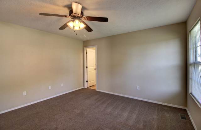 3 Bedroom in Ozark! photos photos