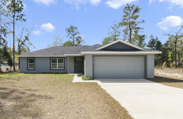 8140 N Elkcam Blvd - 8140 North Elkcam Boulevard, Citrus Springs, FL 34433