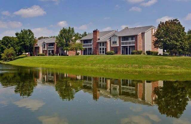 220 Lincoln Oaks Drive Gallery 1