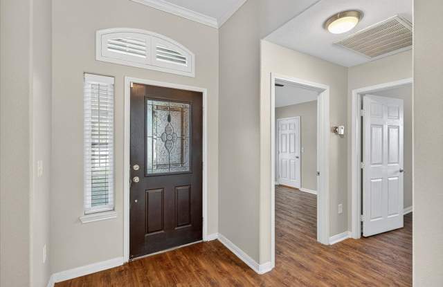 7506 Exeter - 3/bed 2/bath - $2,295/month Gallery 3