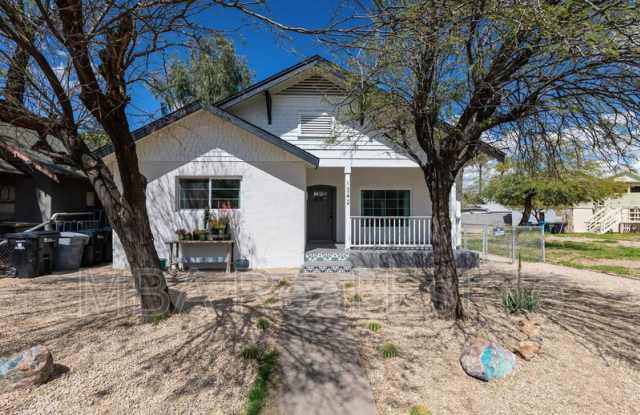 1342 W Monroe St photos photos