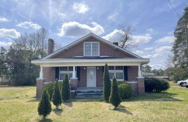 1206 Southwest Boulevard - 1206 Southwest Boulevard, Sampson County, NC 28328