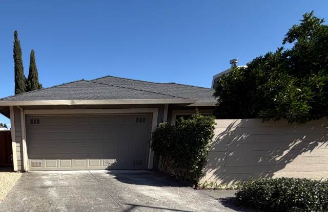 1918 Waltzer Rd. Gallery 1