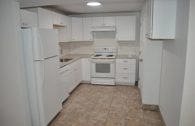 2542 Robin Road - B - 2542 Robin Road, West Valley City, UT 84119