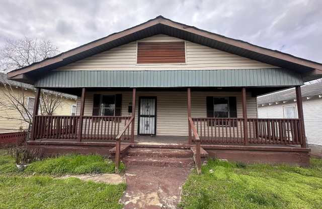 1304 AVENUE G photos photos