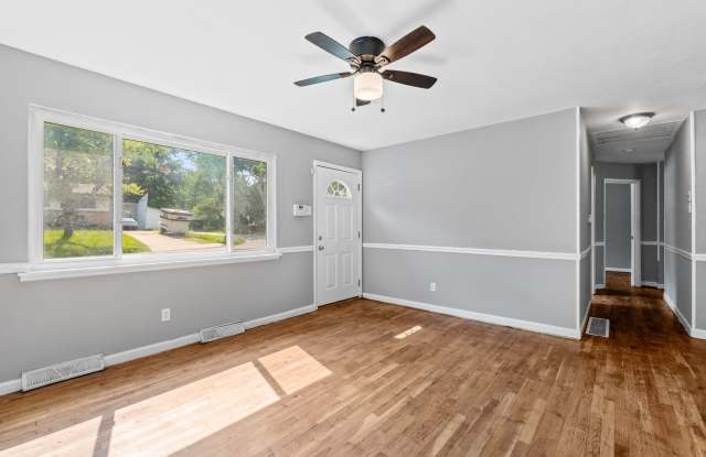 Move-in ready Single-Family Home for Section 8 Tenants in North County! Gallery 3