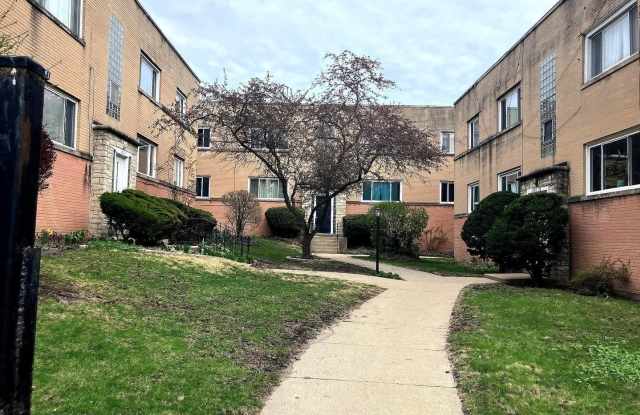 1706 W Jarvis Avenue photos photos