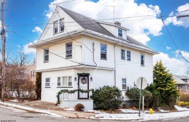 106 Sadler Rd photos photos