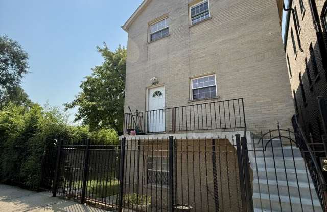 2629 W Luther St photos photos