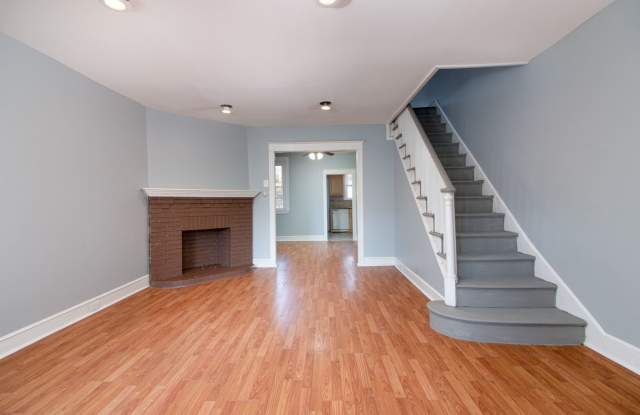 ⭐⭐⭐ RECENTLY UPDATED, LARGE, 3 BEDROOMS  1 BATH HOUSE LOCATED IN WEST OAK LANE! ⭐⭐⭐ - 6712 North Smedley Street, Philadelphia, PA 19126