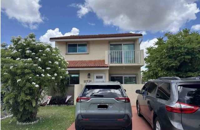 11711 SW 13th St photos photos