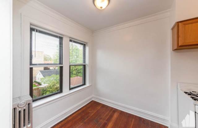 4639 N Paulina Gallery 4