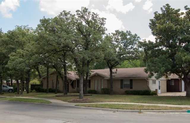 705 Colleyville Terrace Gallery 2