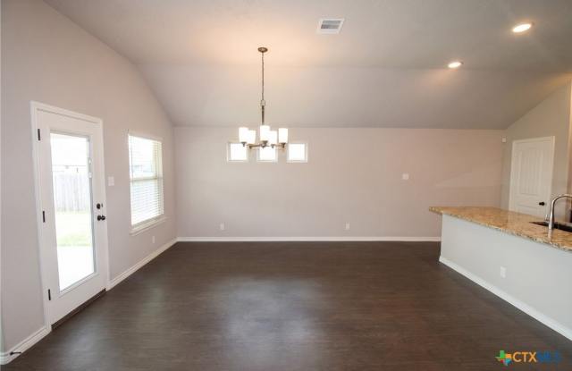 900 Clanton Cove Gallery 3