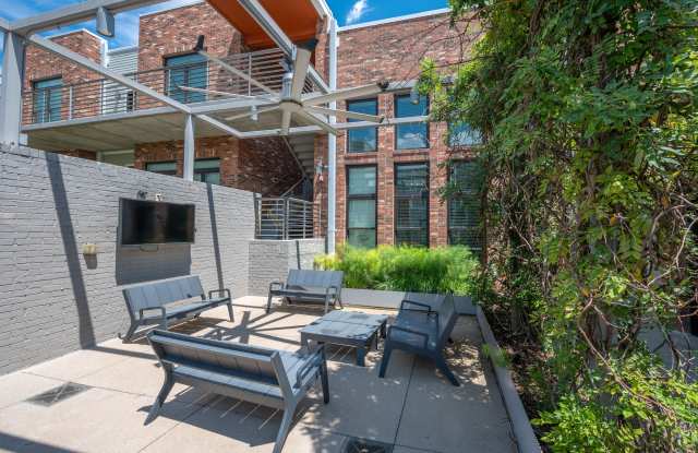 2100 Acklen Flats Gallery 4