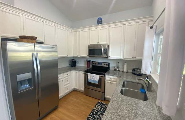 Short Term Rental - Sea Colony Gallery 2