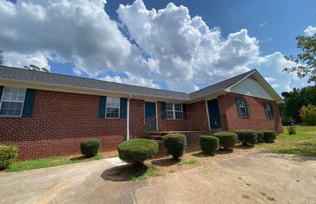 Pre-Leasing for August 7 2026! photos photos