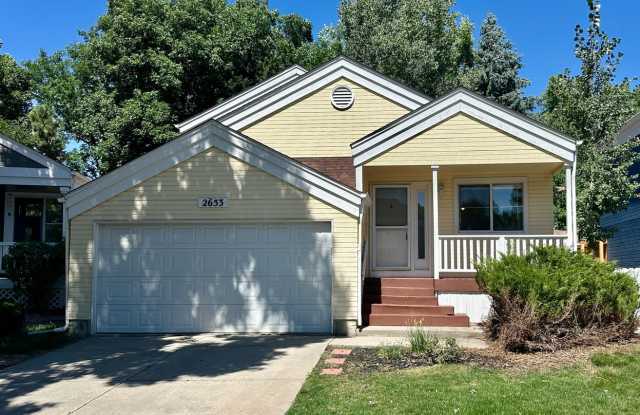 Cheery 3 bedroom 2 Bath Home! Available to move in Mid September! photos photos