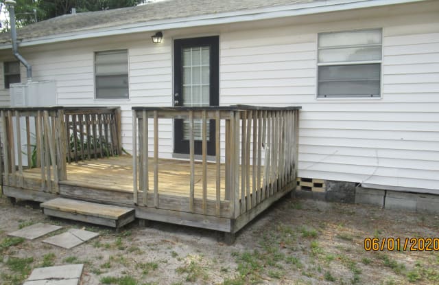 252 - 40th St. N. - 252 40th Street North, St. Petersburg, FL 33713
