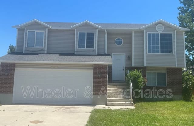 5456 S 4125 W photos photos