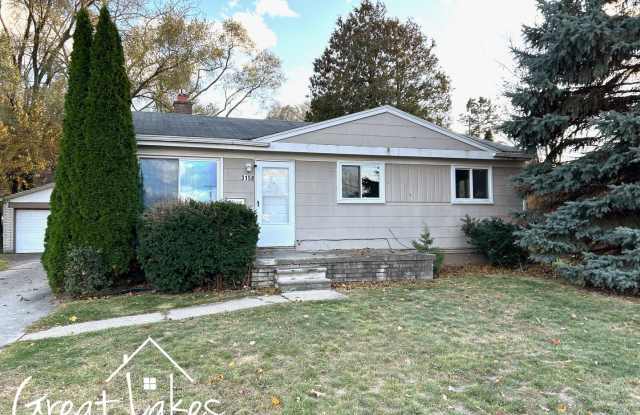 Cozy 3 Bedroom 1 Bathroom now available for rent - 3158 Morrissey Avenue, Warren, MI 48091 Cozy 3 Bedroom 1 Bathroom now available for rent - 3158 Morrissey Avenue, Warren, MI 48091
