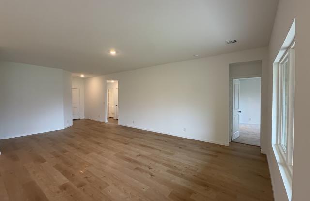 Welcome to your newly constructed 3-bedroom, 2-bath home in Broken Arrow. Gallery 4