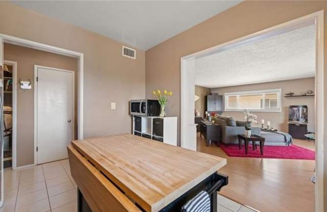 1360 Shadow Ln Gallery 4