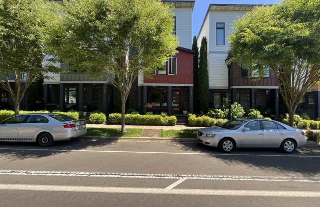 Spacious 2,511 Sq Ft Wilsonville Townhome with Vaulted Loft, Modern Kitchen & Attached Two-Car Garage photos photos