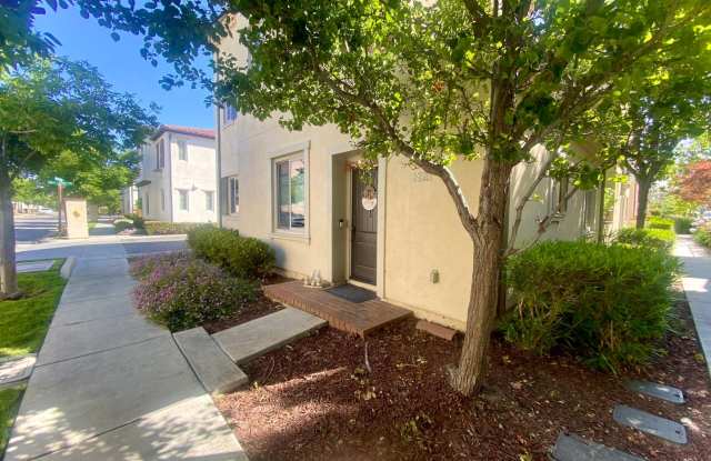 Modern Fremont Home with Expansive Loft for Rent! photos photos Modern Fremont Home with Expansive Loft for Rent! photos photos