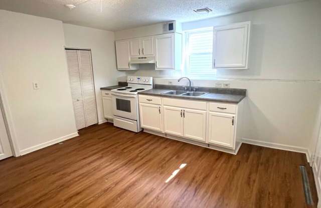 6746 NASHVILLE AVE photos photos