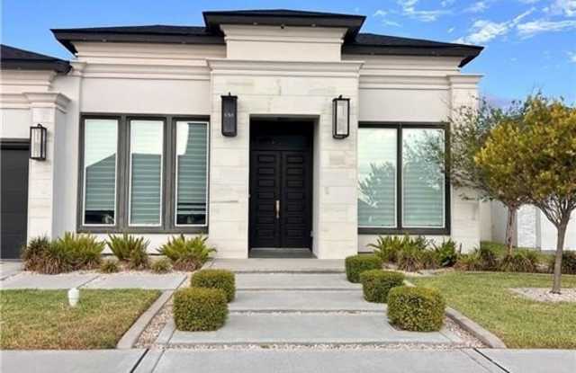 604 Glenwood Avenue Gallery 2