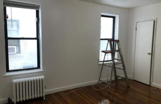 21-31 27th Street Gallery 3