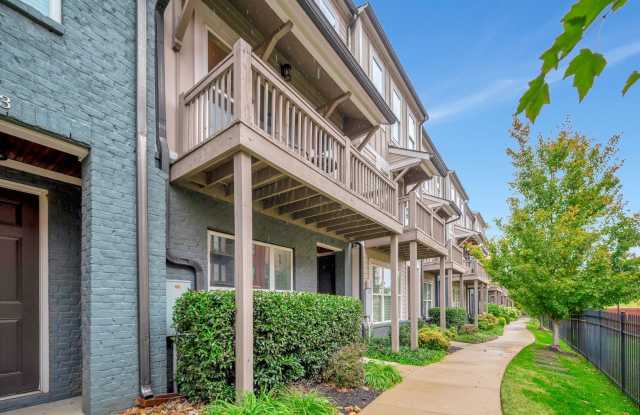 3 Bed/ 3.5 Bath Townhome in Wedgewood with 2 Car Garage, Furnished or Unfurnished photos photos