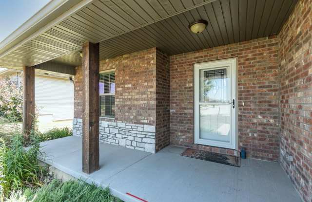 BEAUTIFUL all brick 3 bed 2 bath 3 car garage located in Ozark! This won't last long! Gallery 3