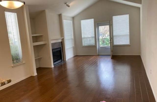 21415 40th Avenue W Gallery 2