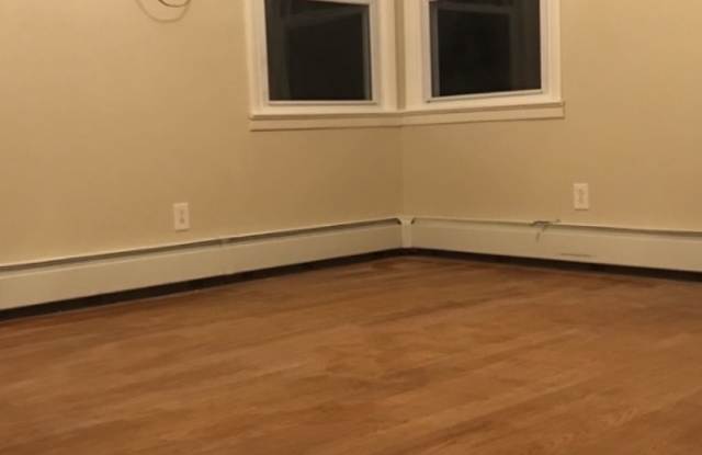 164-21 97th Street Gallery 4