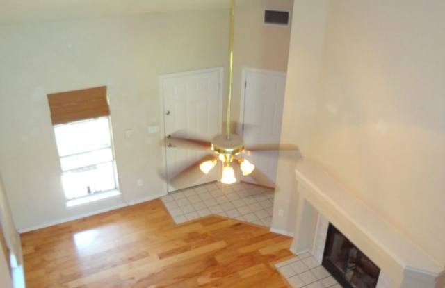 1018 Peggotty Pl Gallery 4