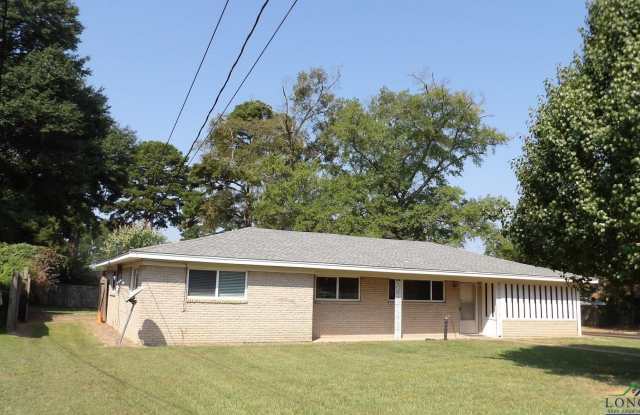 1421 COLUMBIA DR - 1421 Columbia Drive, Longview, TX 75601