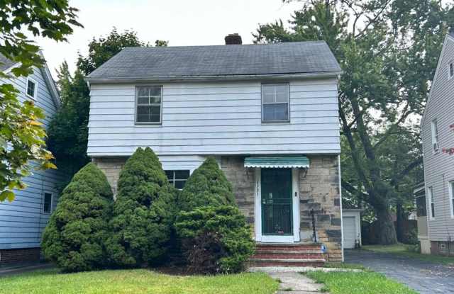 Charming Spacious 4-Bed Home in Cleveland Heights – Pet Friendly Move-In Ready! - 1131 Quilliams Road, Cleveland Heights, OH 44121 Charming Spacious 4-Bed Home in Cleveland Heights – Pet Friendly Move-In Ready! - 1131 Quilliams Road, Cleveland Heights, OH 44121