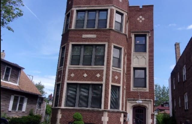 7821 S Chappel Ave - 7821 South Chappel Avenue, Chicago, IL 60649