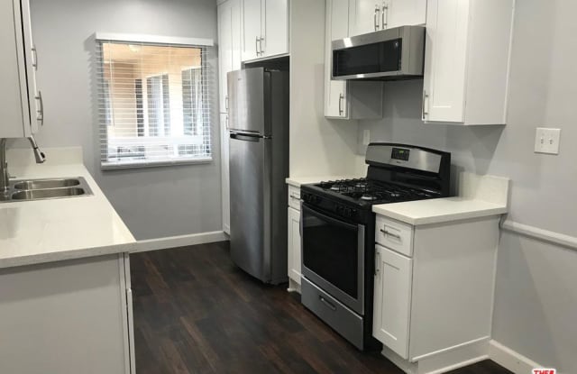 1256 TAMARIND Avenue - 1256 Tamarind Ave, Los Angeles, CA 90038