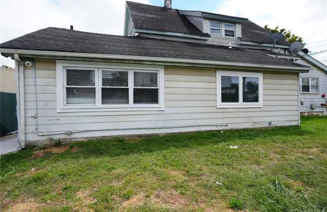 488 Nassau Road photos photos